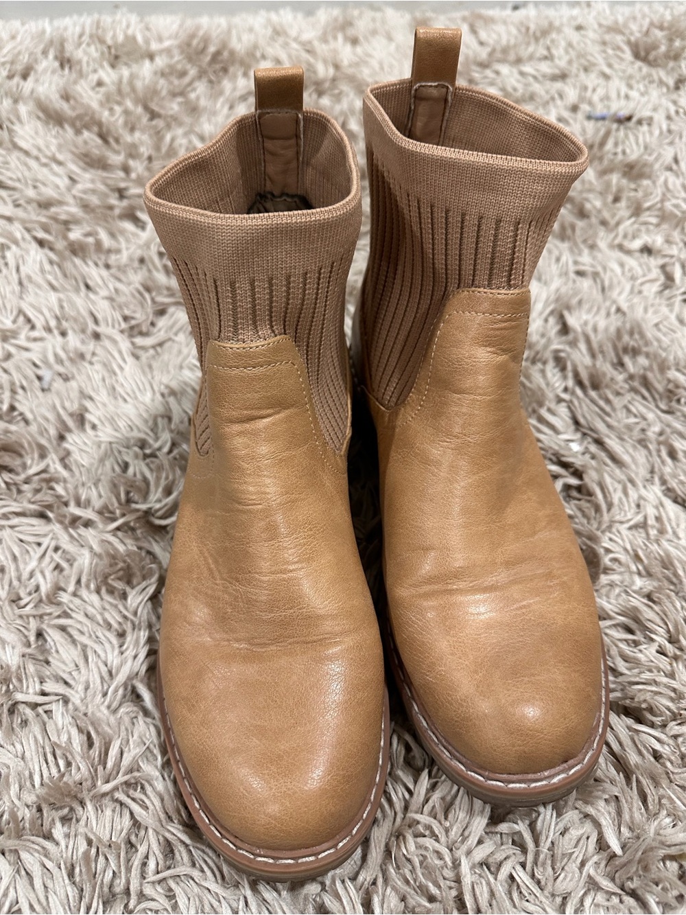 Women's Tan Leather Pull-On Chelsea Boots